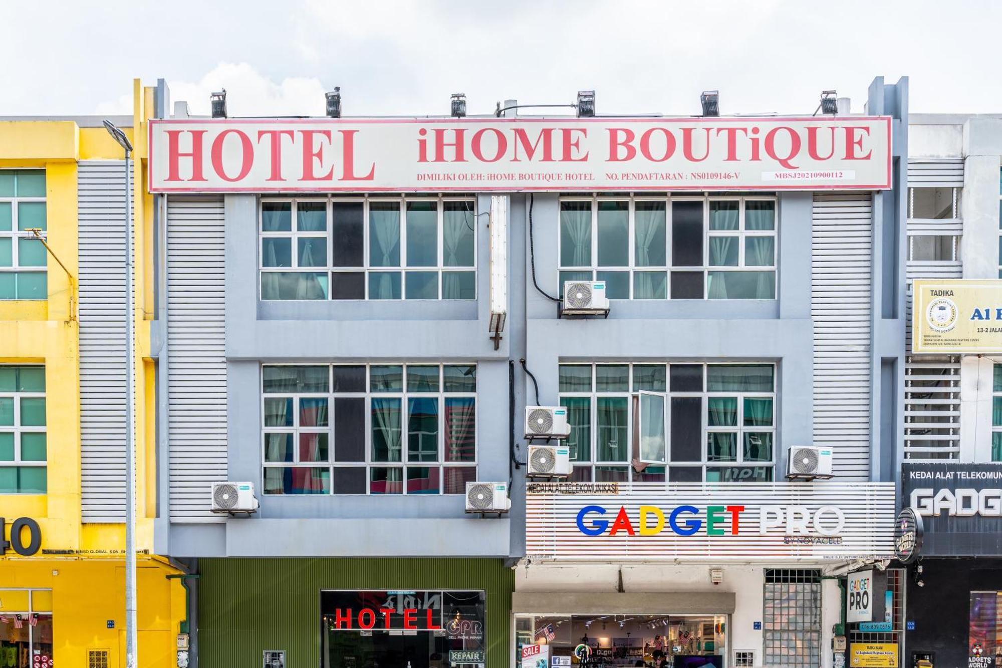 Ihome Boutique Hotel Seri Kembangan Esterno foto
