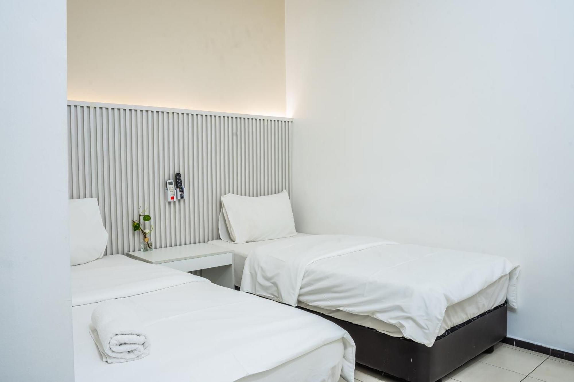 Ihome Boutique Hotel Seri Kembangan Esterno foto