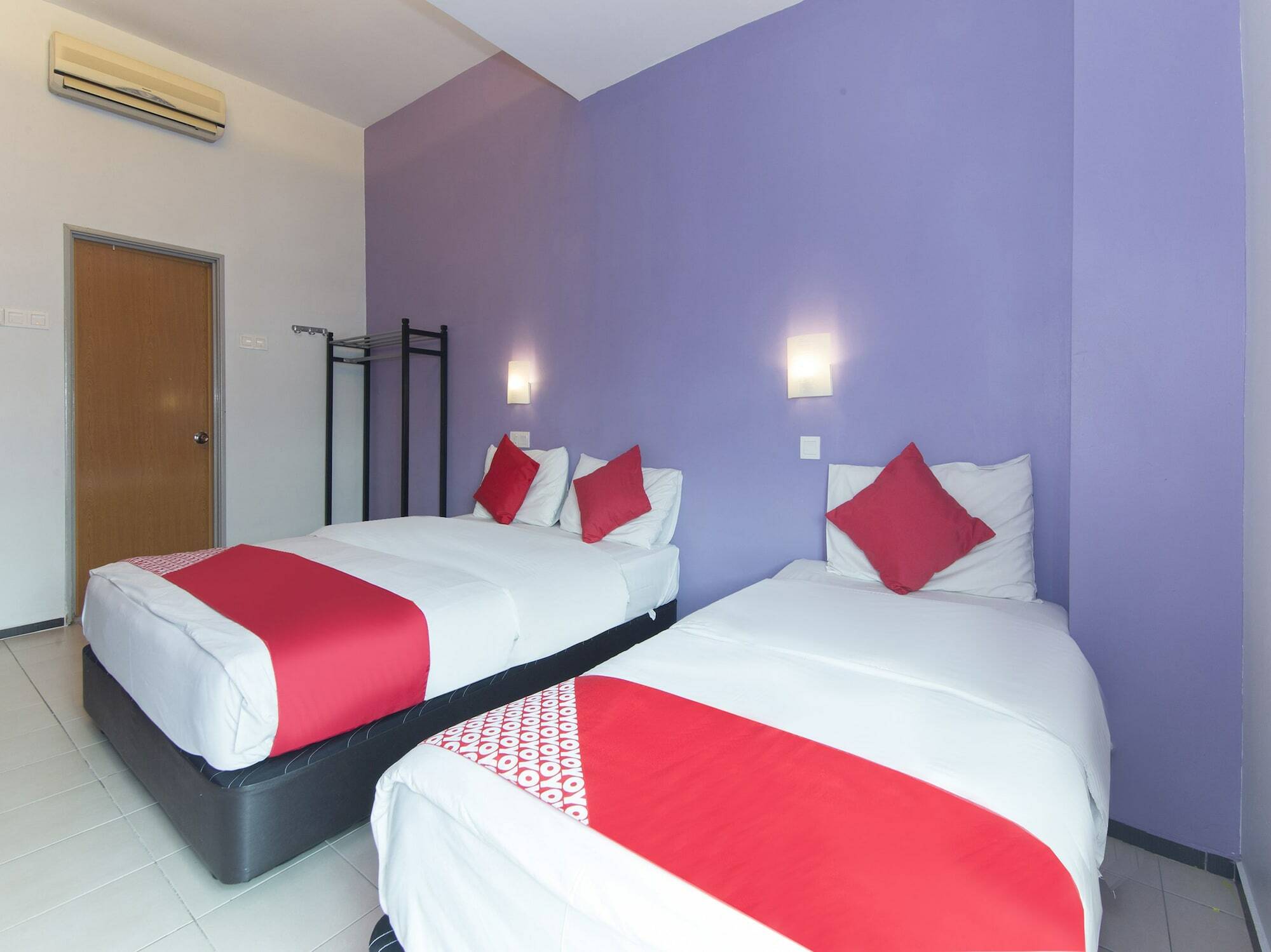 Ihome Boutique Hotel Seri Kembangan Esterno foto